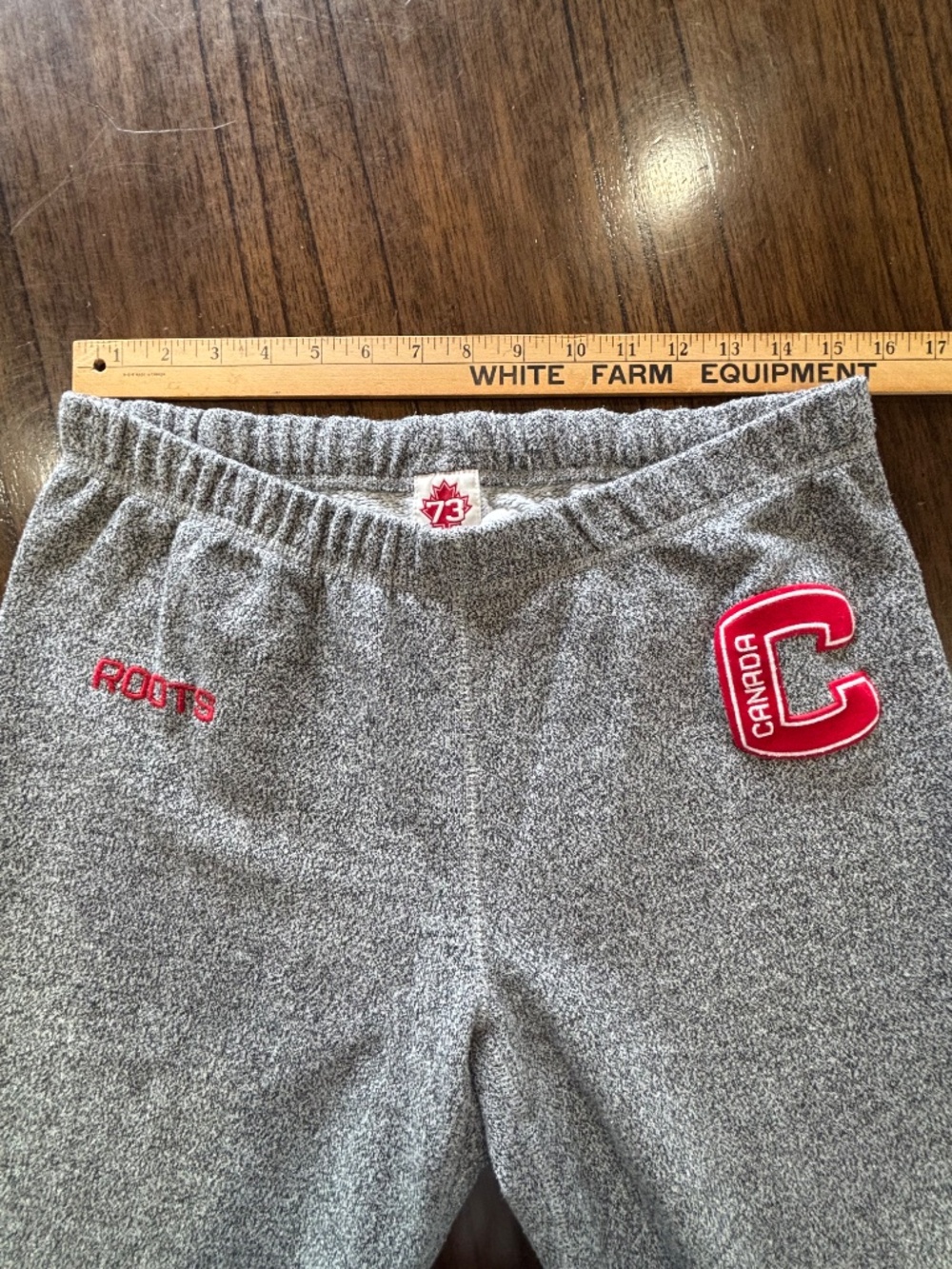 Roots salt and pepper crop sweatpants with embroidered appliqués size M - Picture 11 of 13